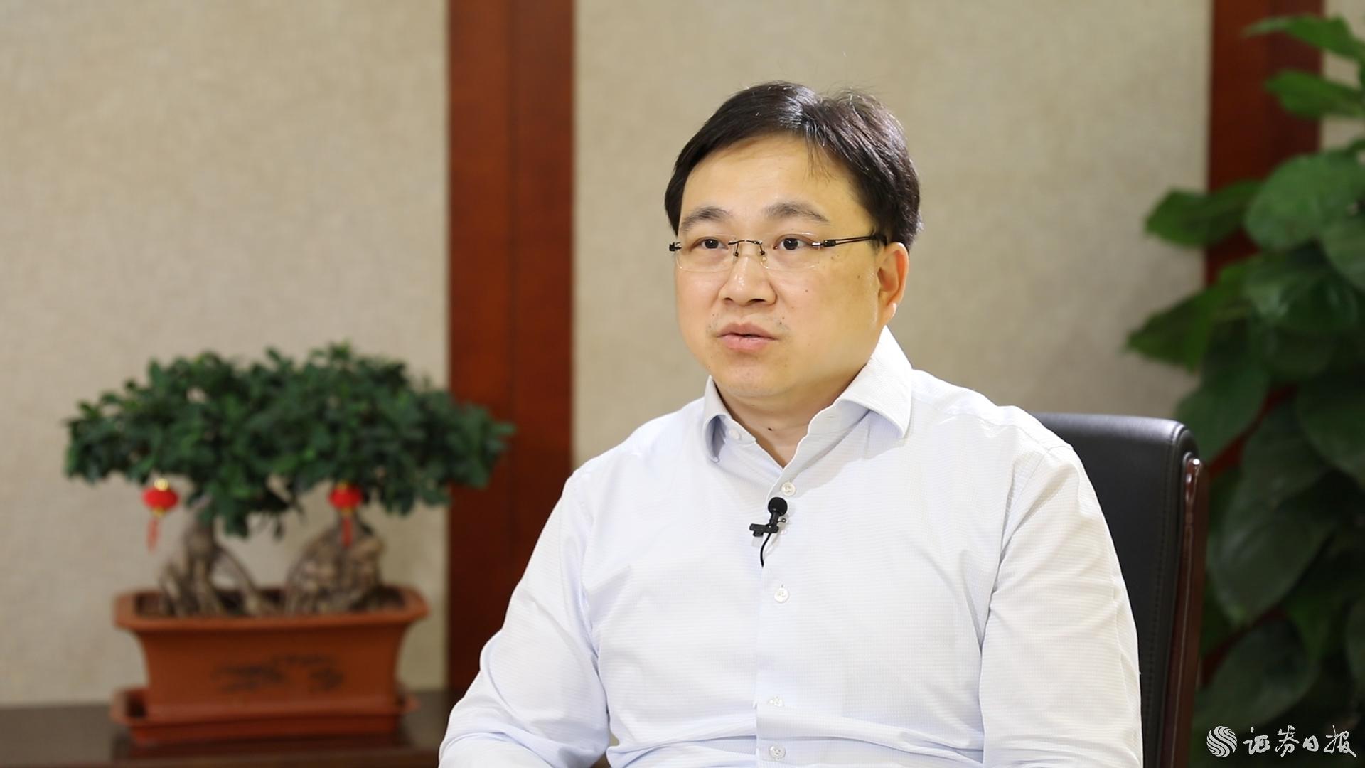中國(guó)中冶總工程師肖鵬接受《證券日?qǐng)?bào)》記者專訪。.jpg
